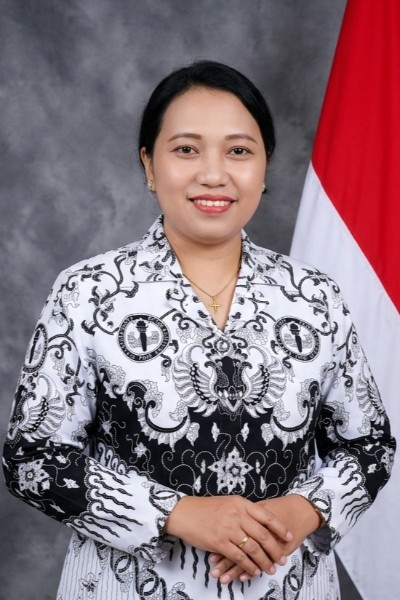 Irma Silvia Tololiu, S.Pd